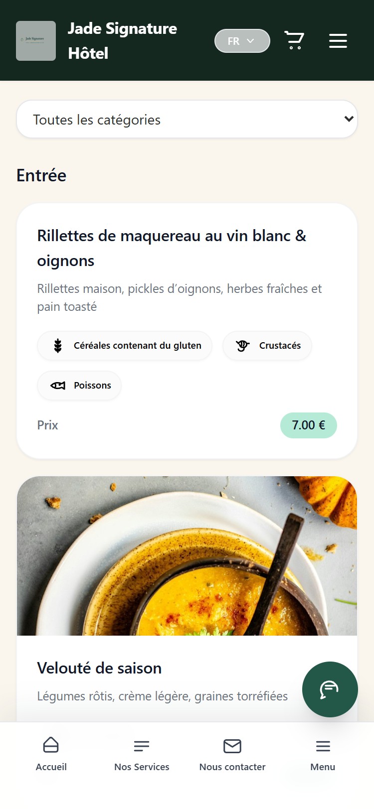 La carte du restaurant sur mobile avec les catégories, les plats, les photos et les prix.