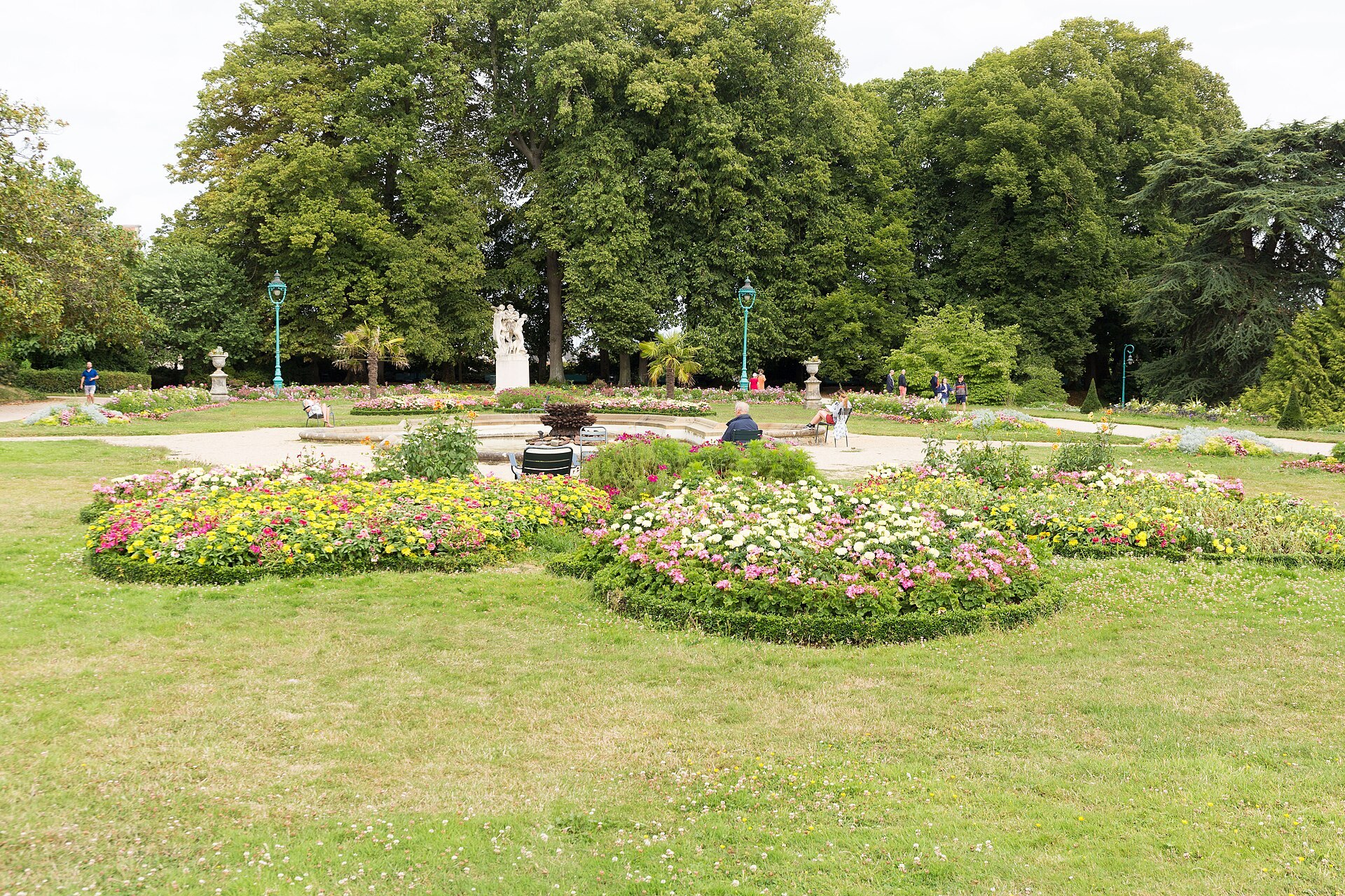 Parc du Thabor — Pymouss / Wikimedia Commons — CC BY-SA 4.0. Photo redimensionnée. Crédits : mystaylink.com/storage/jade-credits.html